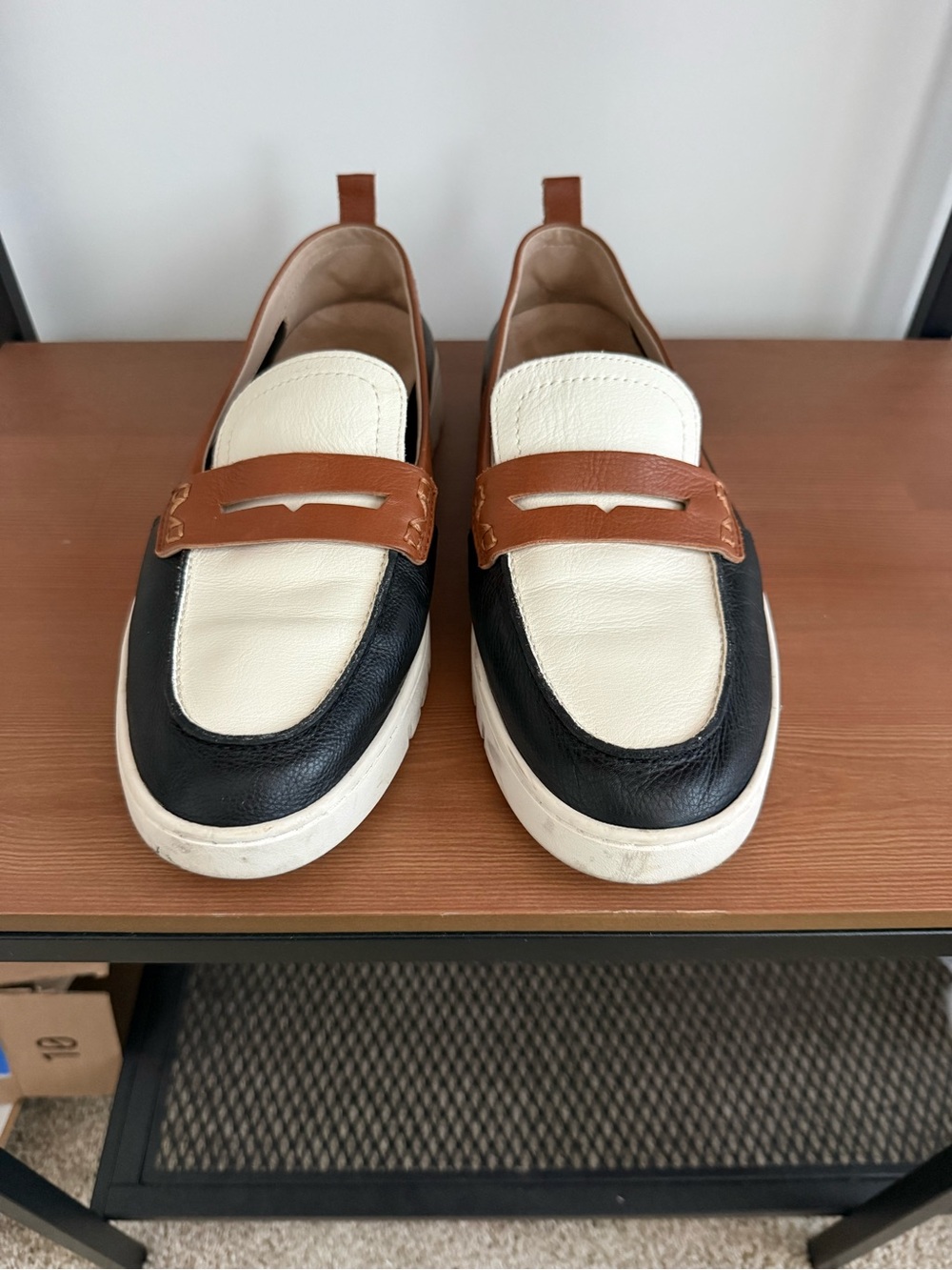 VIONIC Uptown Penny Loafer “Black Multi” - Picture 2 of 5